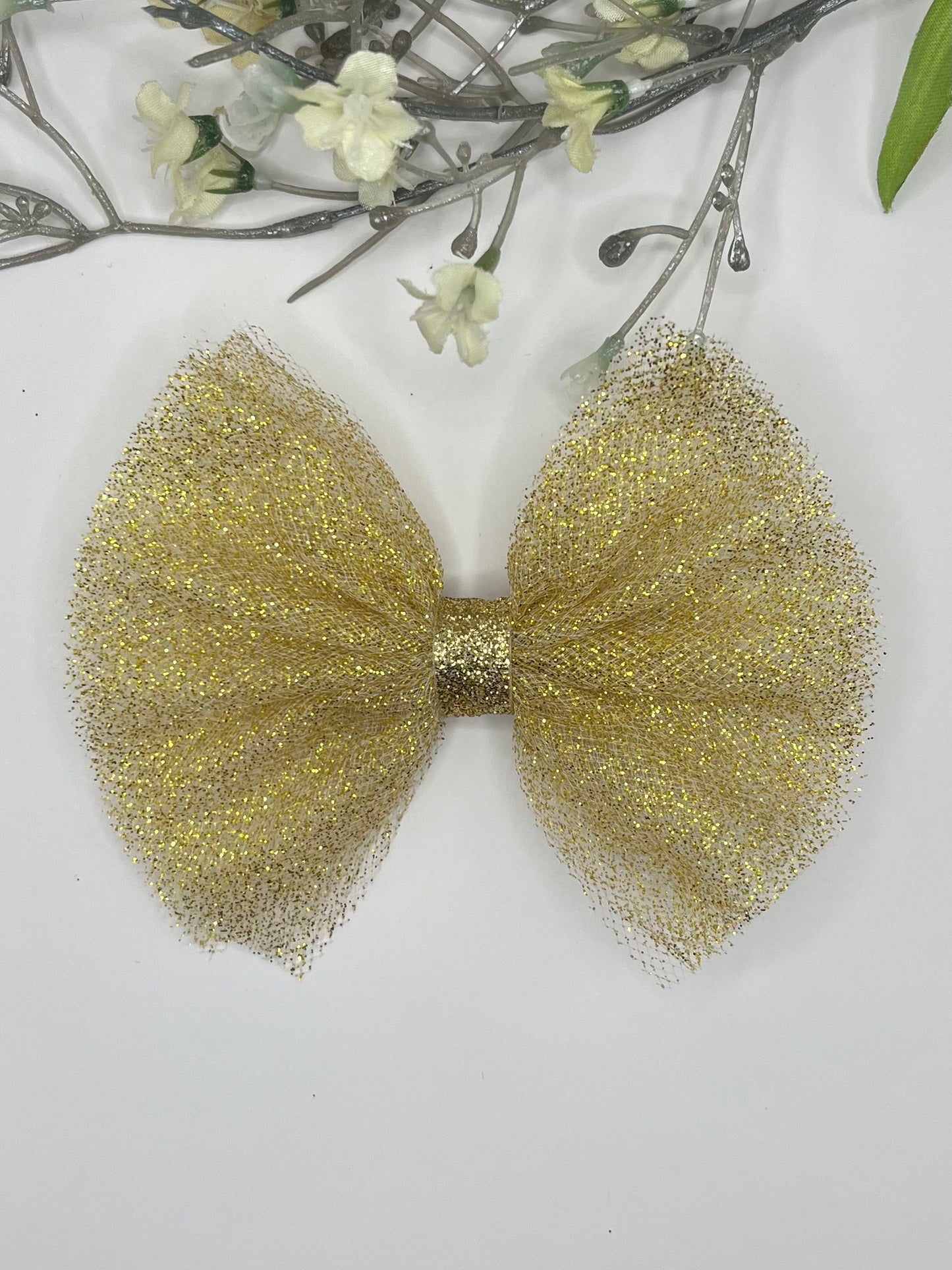 Sparkle classic 4" tulle clip in hair bow