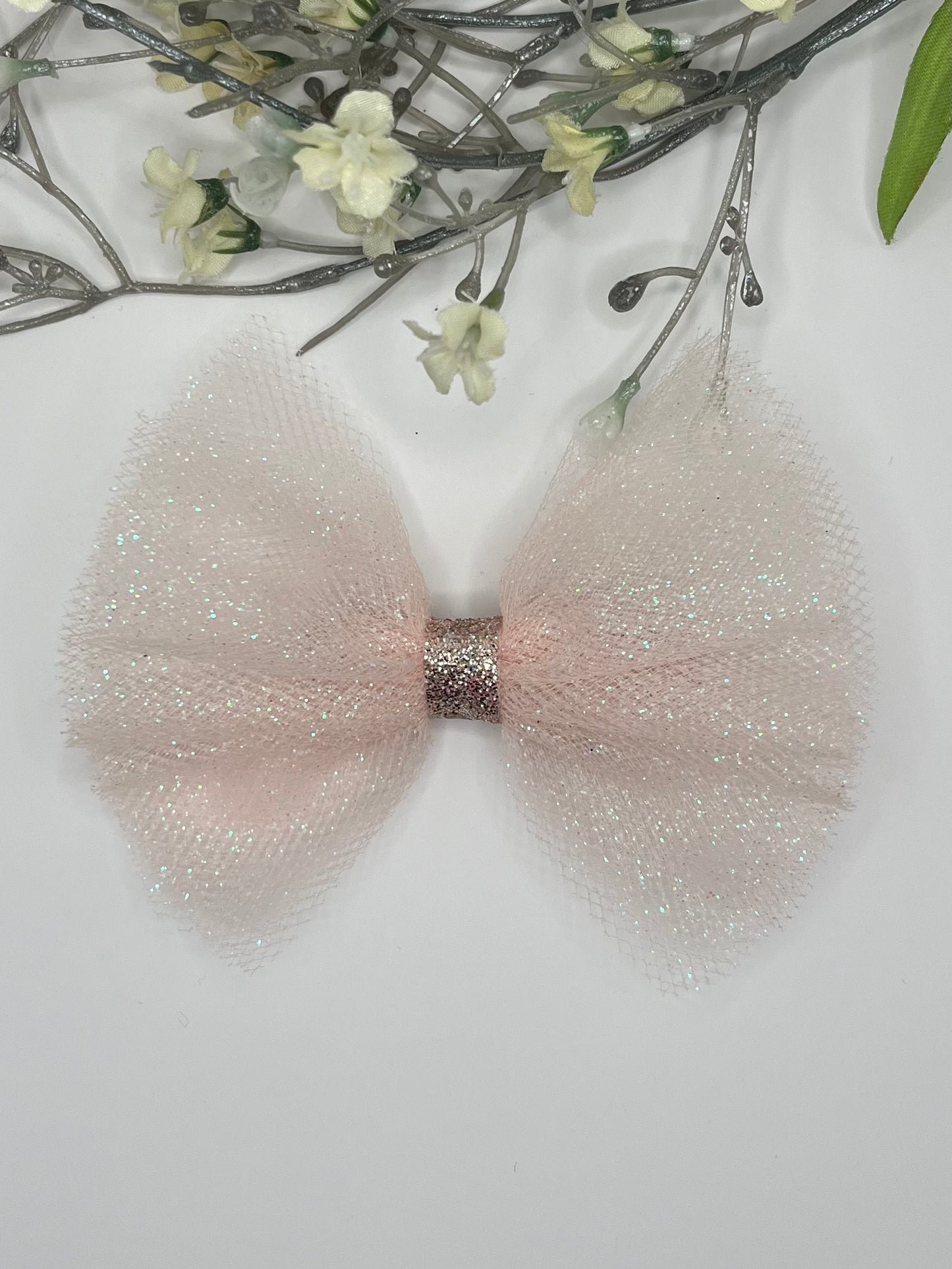 Sparkle classic 4" tulle clip in hair bow