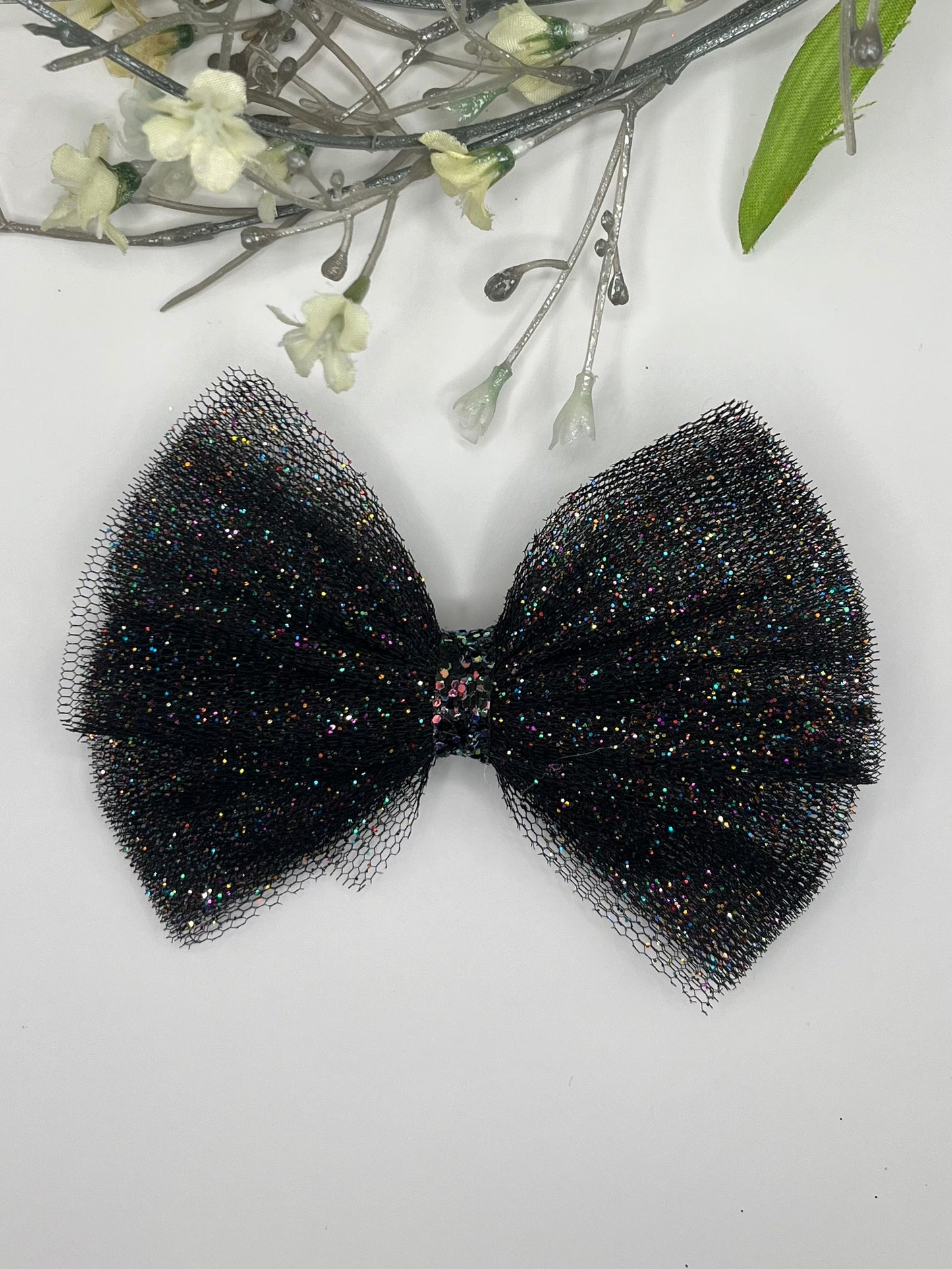Sparkle classic 4" tulle clip in hair bow