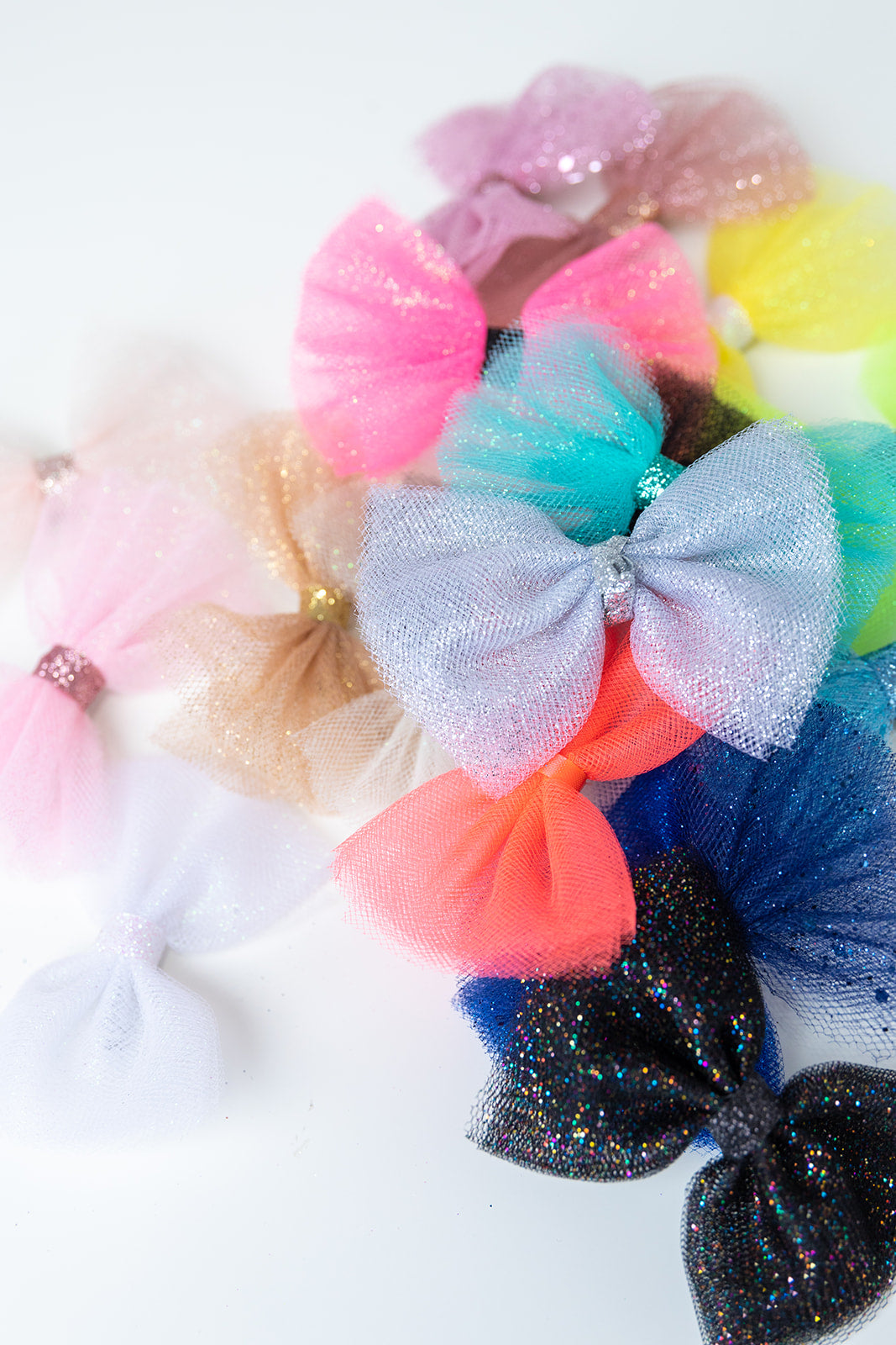 Sparkle classic 4" tulle clip in hair bow
